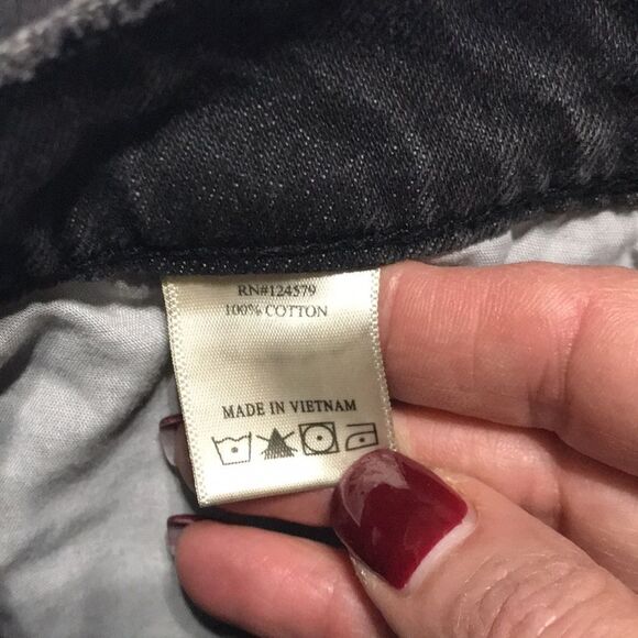 Sneak Peek Black Denim Jean High Rise Shorts Destroyed Front Pockets Size Large - Picture 7 of 12